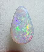 A439 - Large drop cut crystal