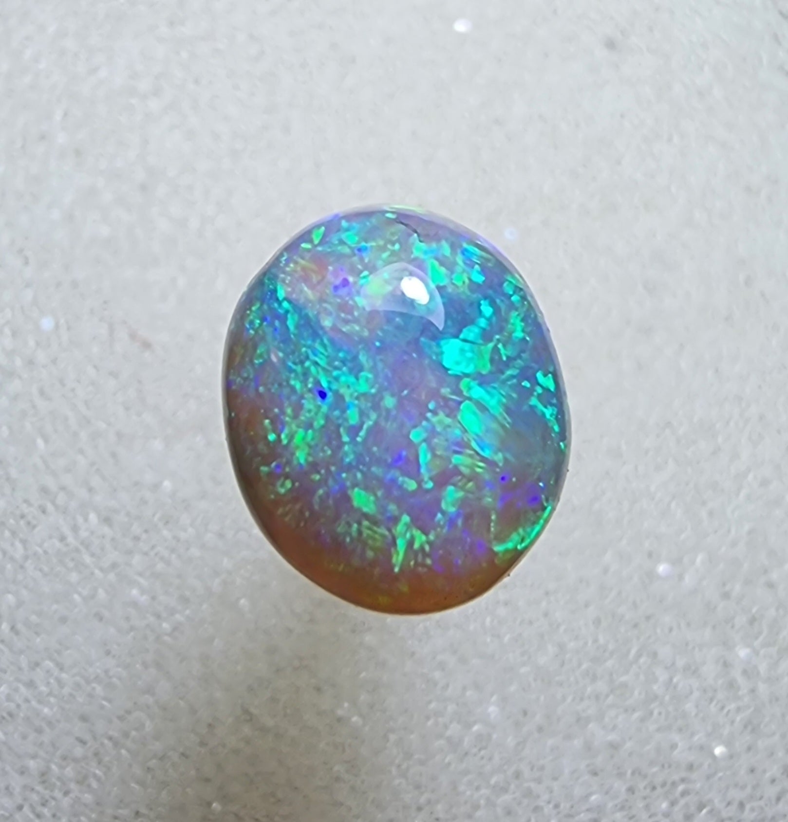 A464 - Gem quality bright crystal opal