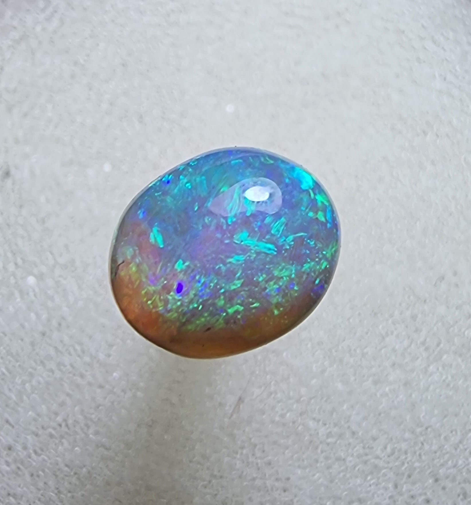A464 - Gem quality bright crystal opal