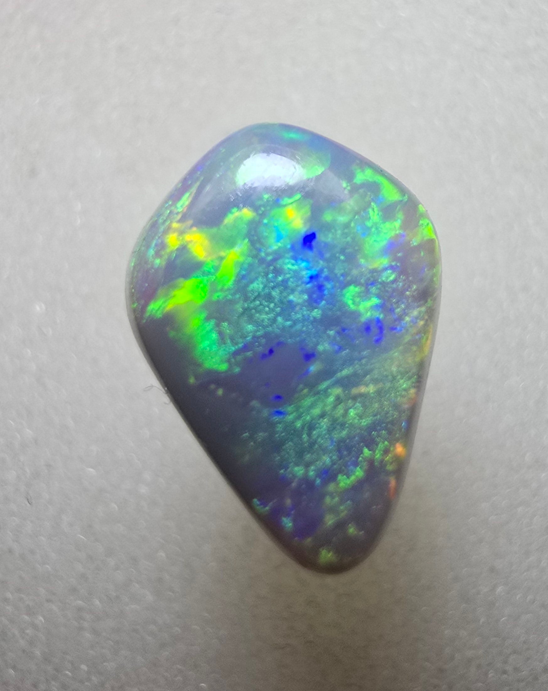 A533 - Diamond cut dark opal