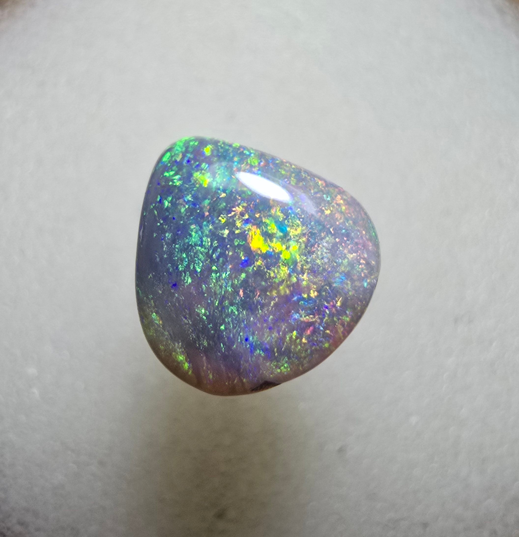 A549 - Fat drop cut crystal flash