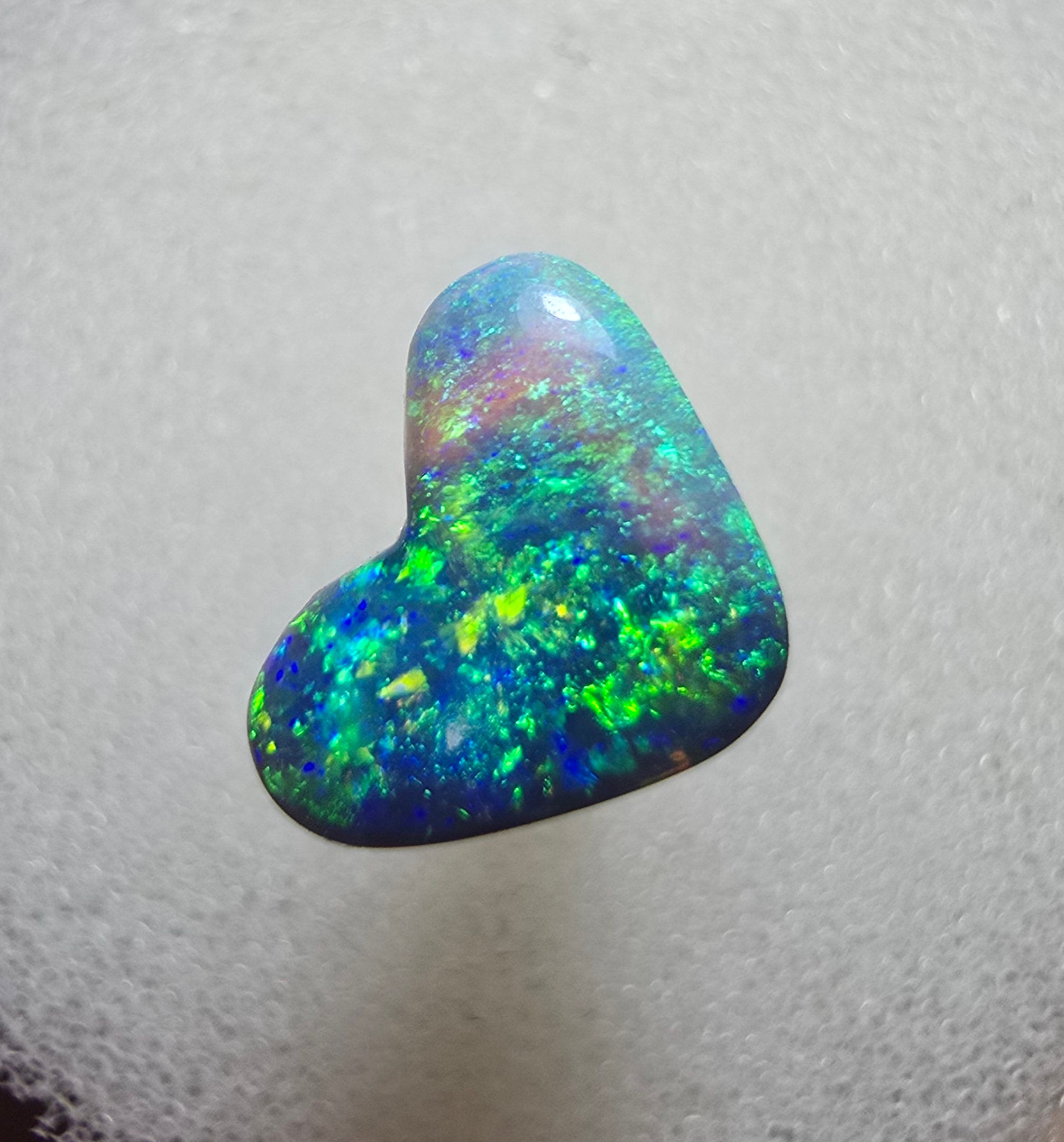 A550 - Stunning heart cut black crystal opal