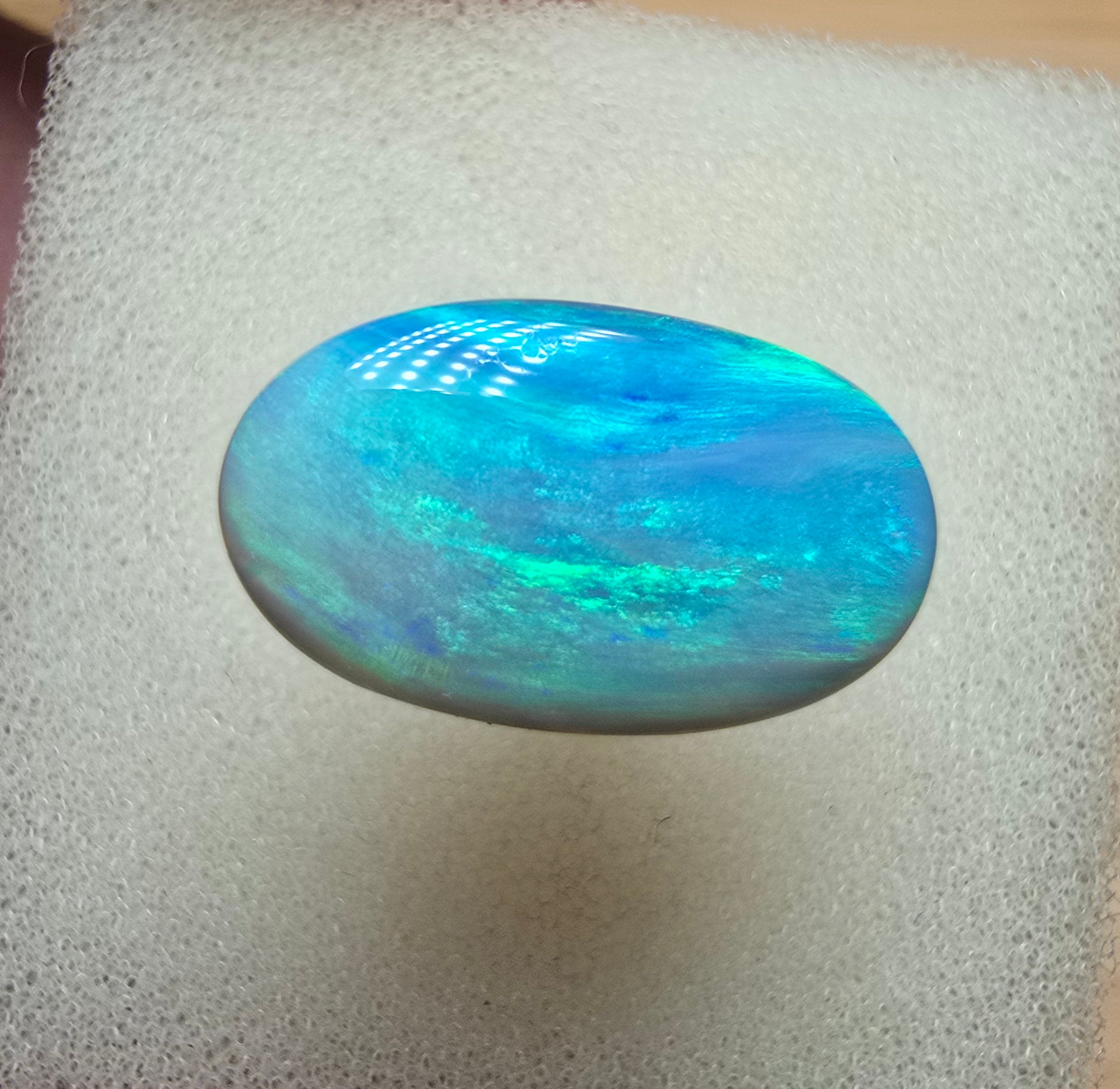 A580 - Large blue ocean babe