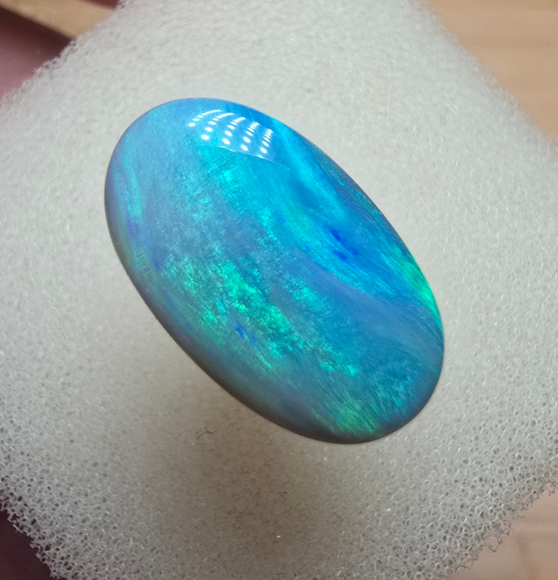A580 - Large blue ocean babe