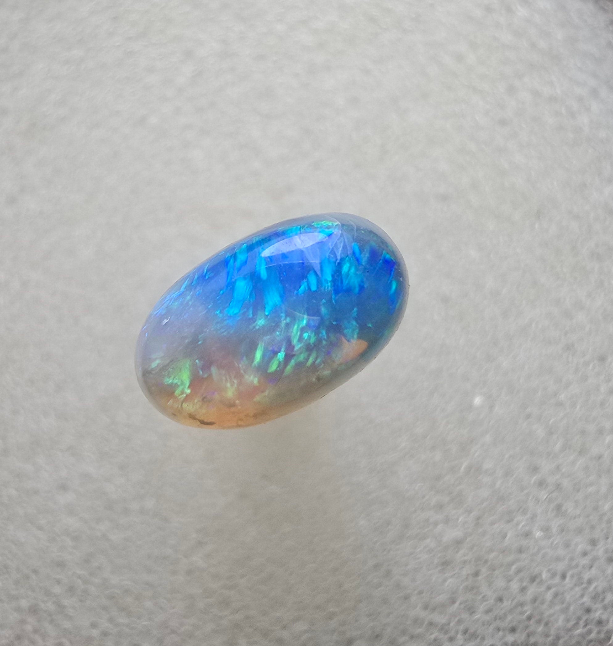 A648 - Oval cut crystal opal