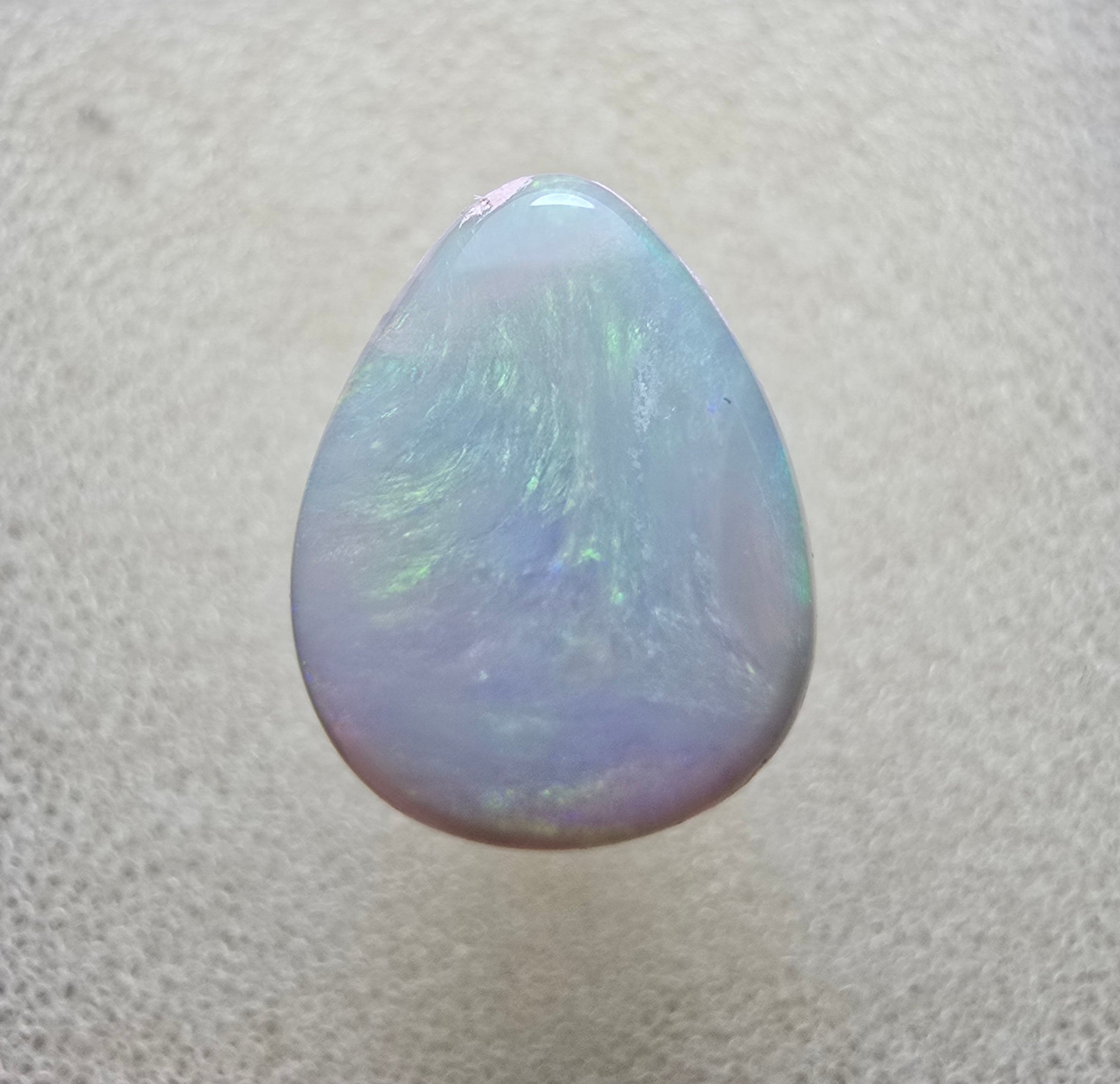 A743 - Large soft drop cut