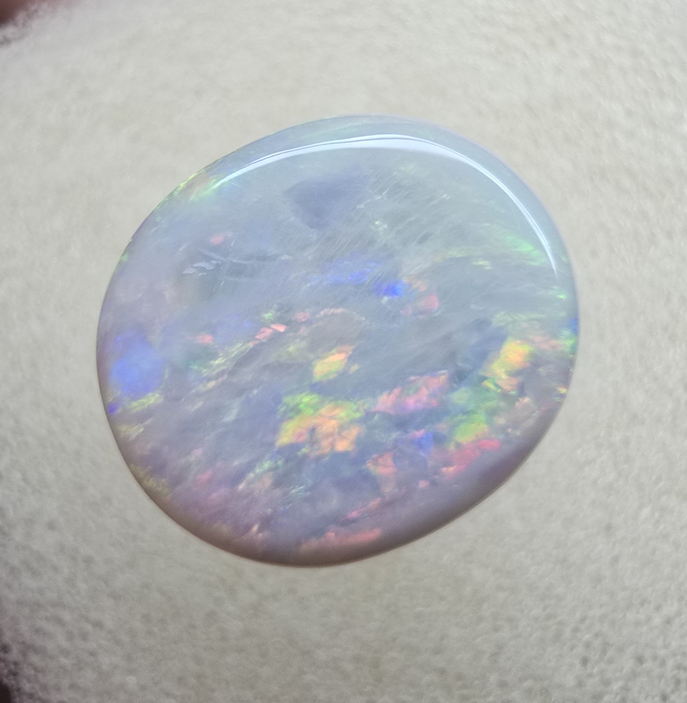A756 - Large flashy round cut