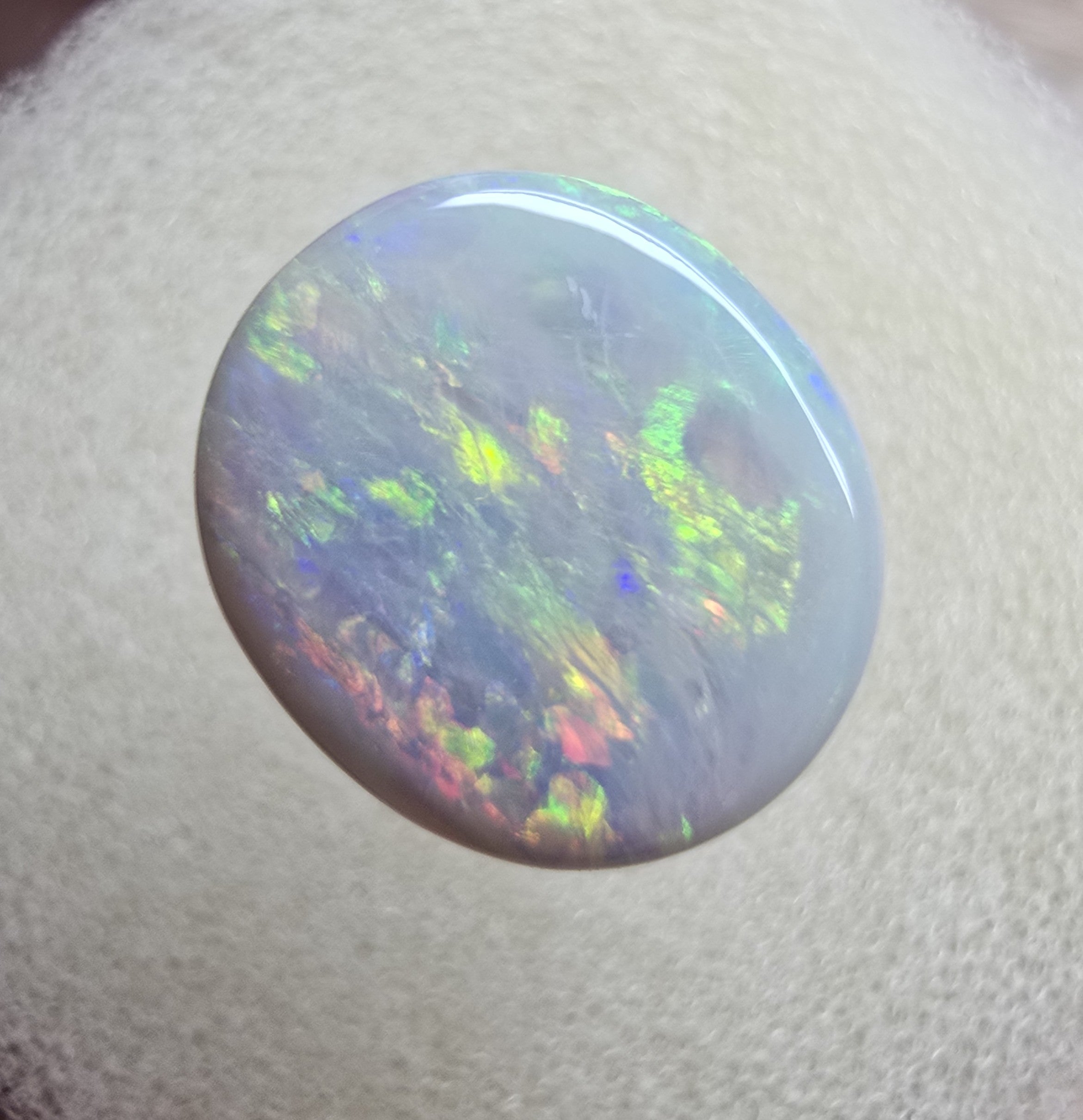 A756 - Large flashy round cut