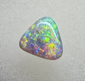 A771 - Bright and brilliant gem, triangle cut