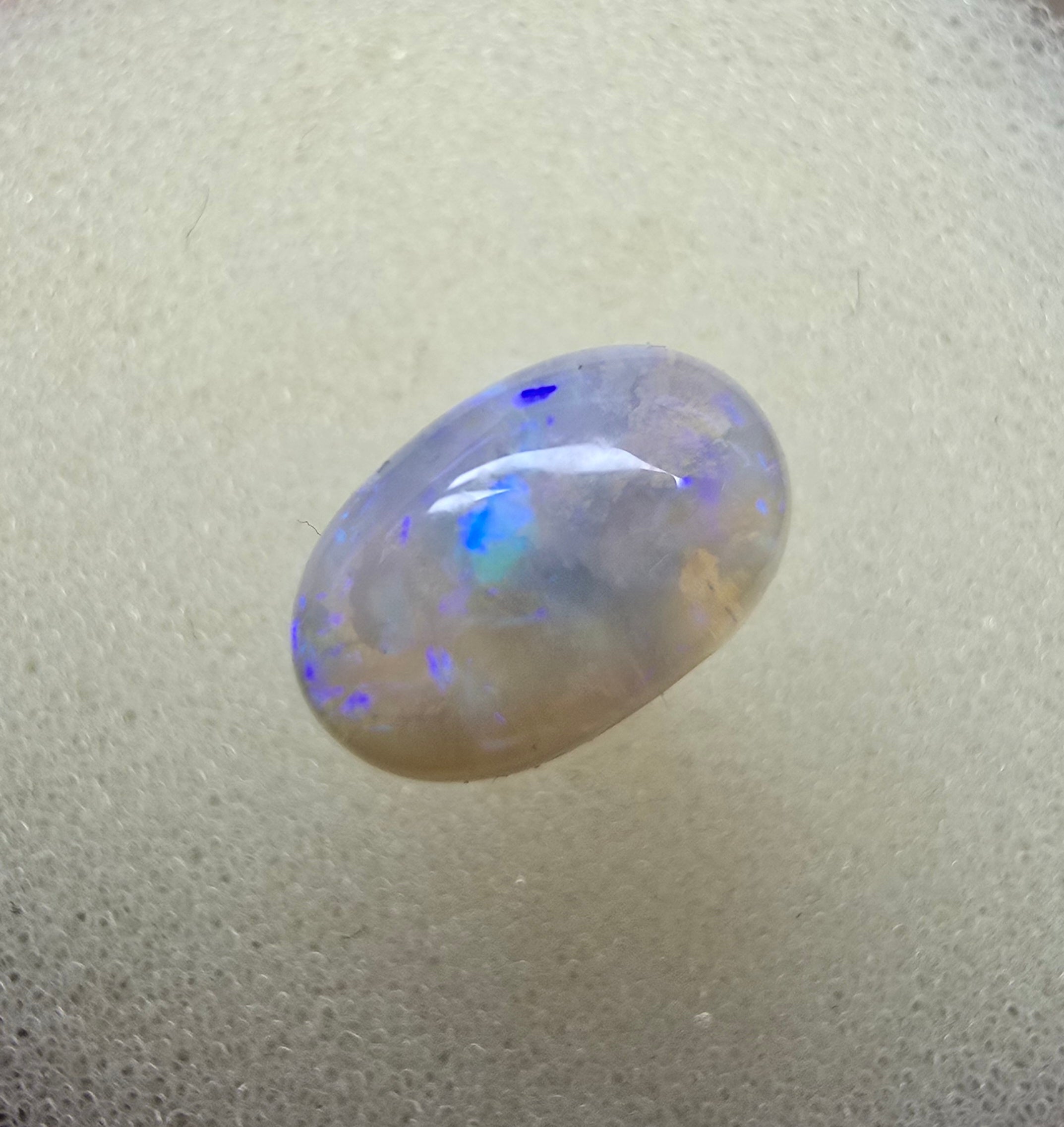A774 - Soft crystal blue & purple flash