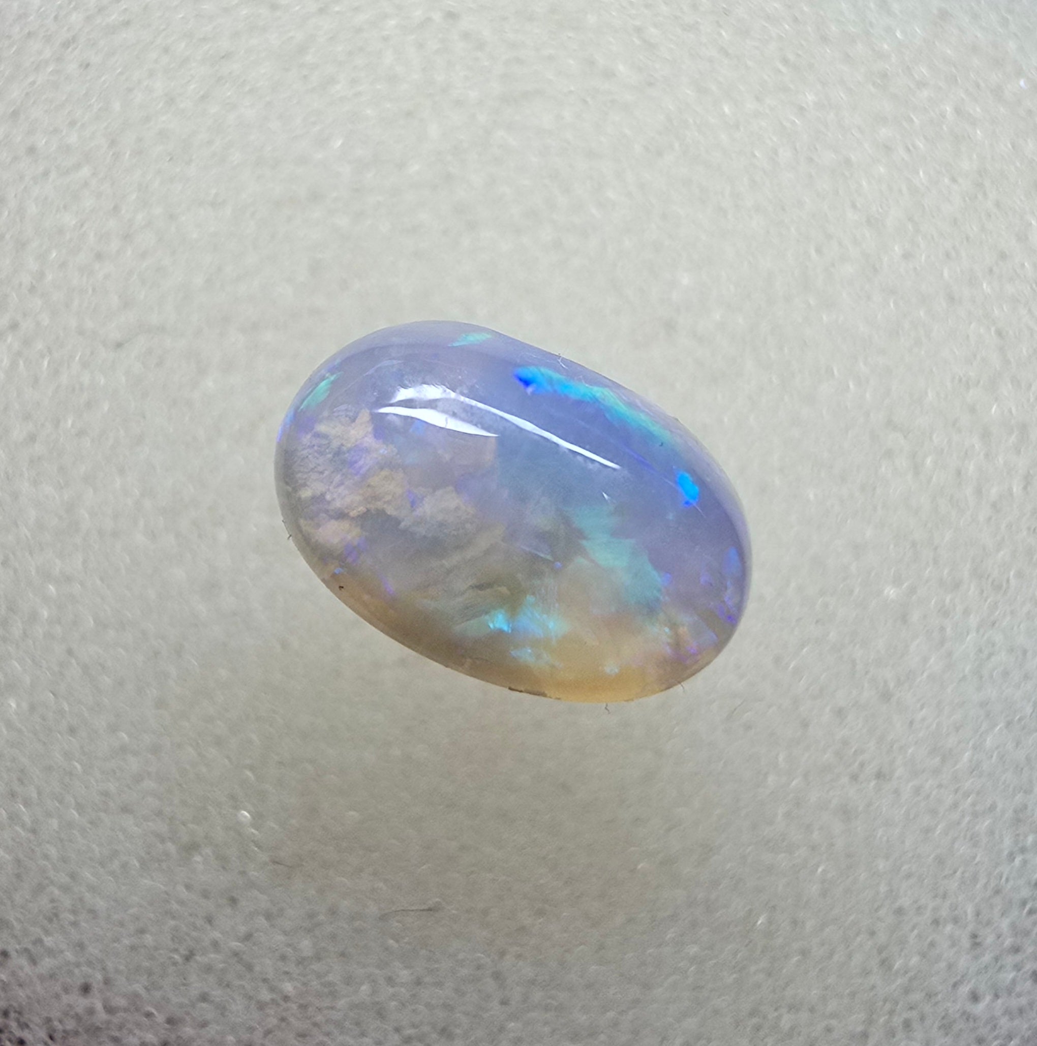 A774 - Soft crystal blue & purple flash