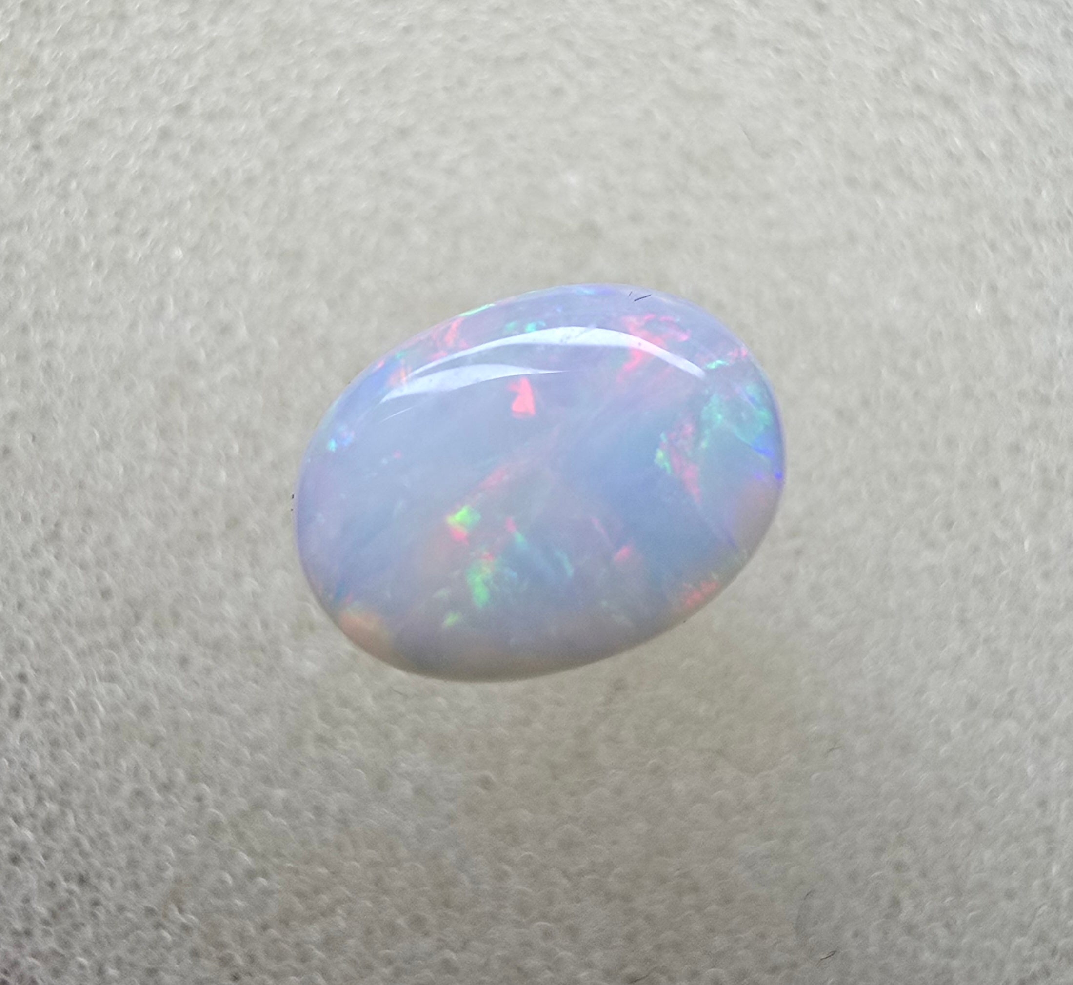 A775 - Pearl white rainbow flash