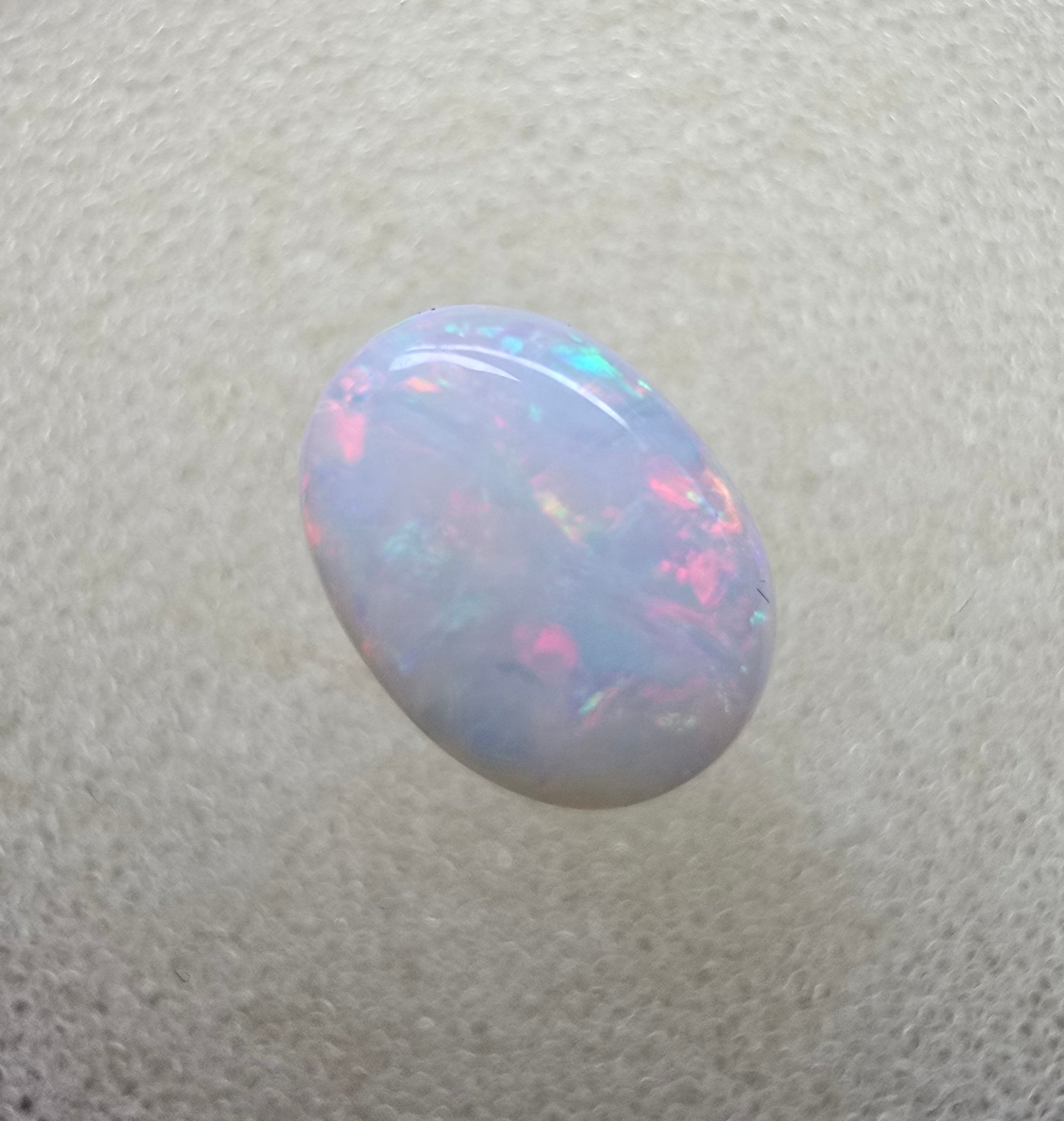 A775 - Pearl white rainbow flash