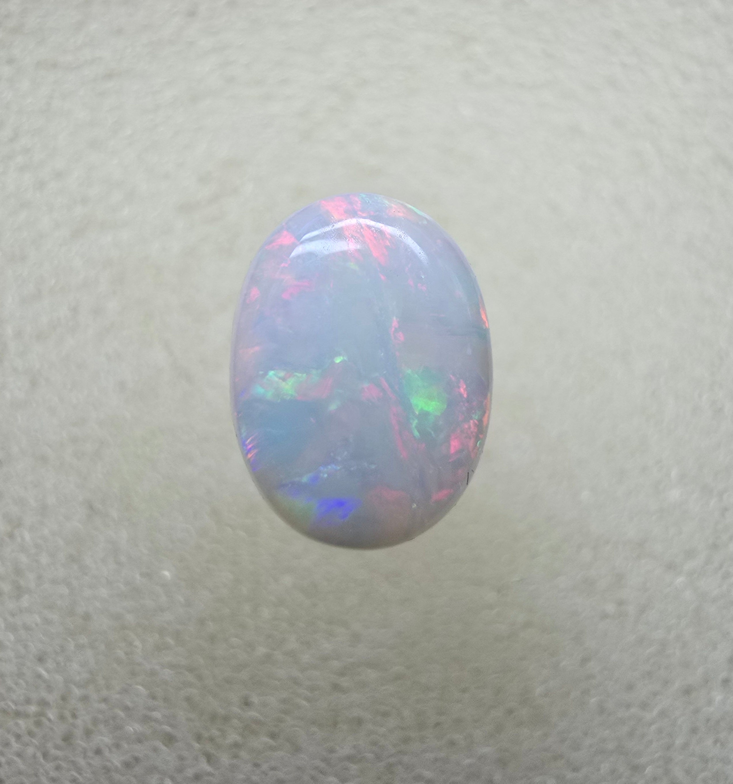 A775 - Pearl white rainbow flash