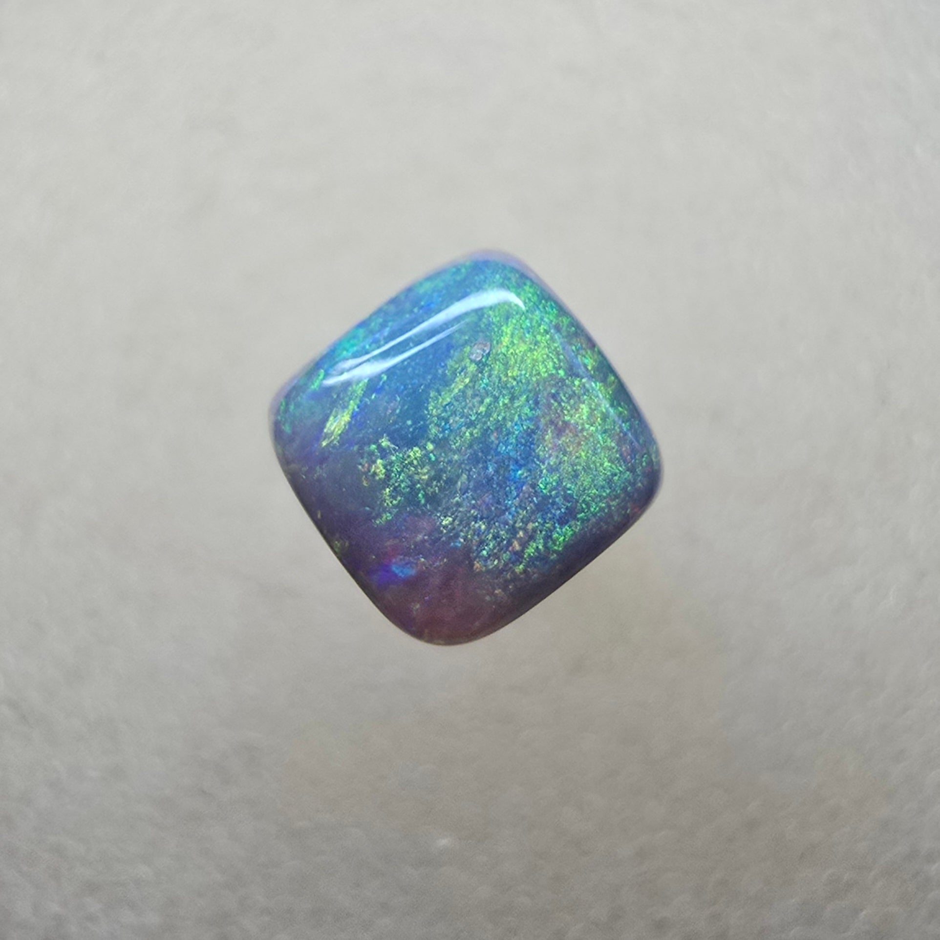 A779 - Cute little quality cushion cut