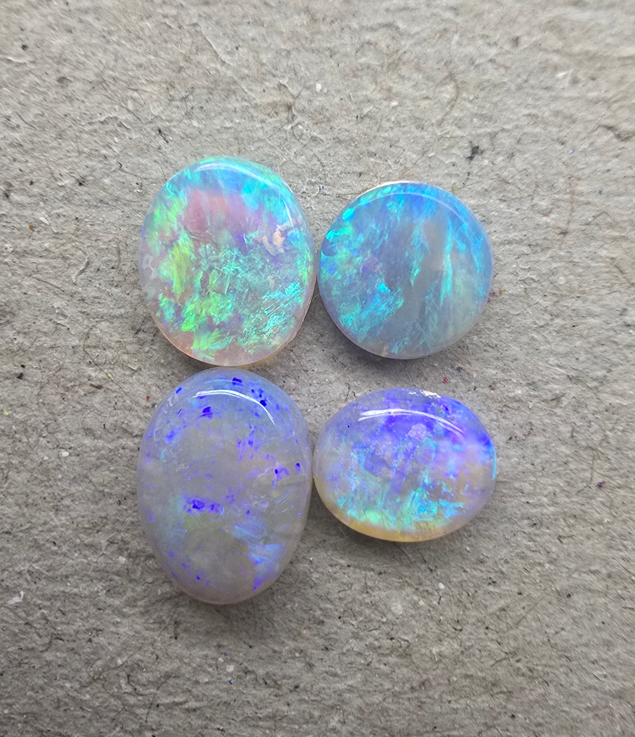 A784 - Purple blue round cut 4 pack