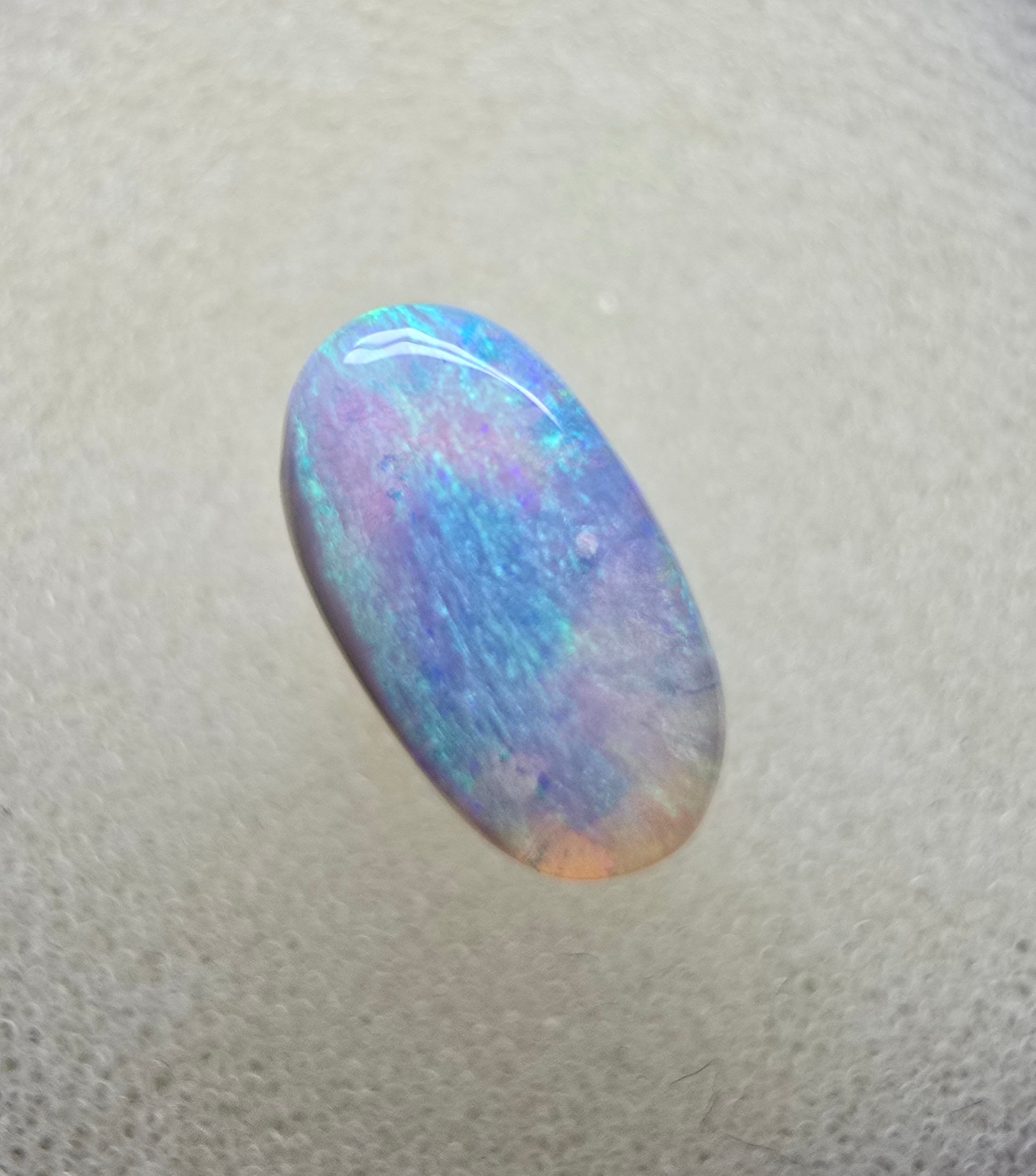A794 - Oval cut pastel blue beauty