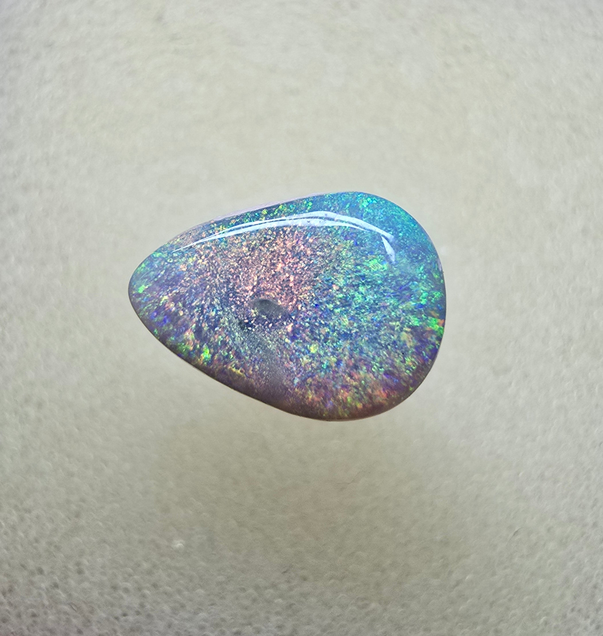 A800 - Stunning pinfire drop cut