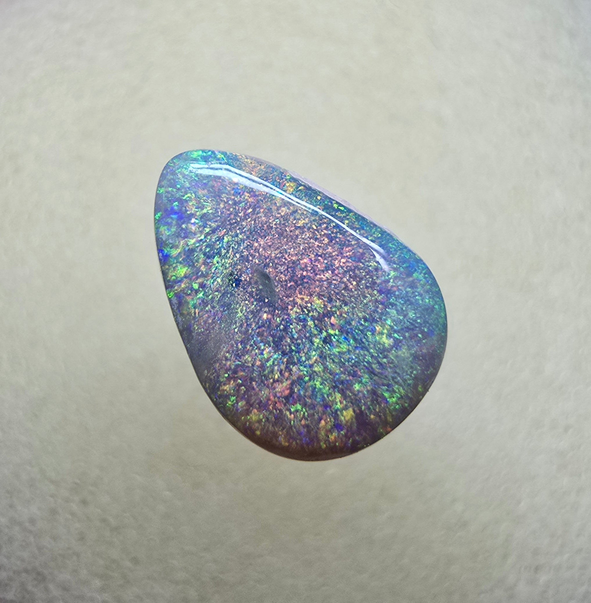 A800 - Stunning pinfire drop cut