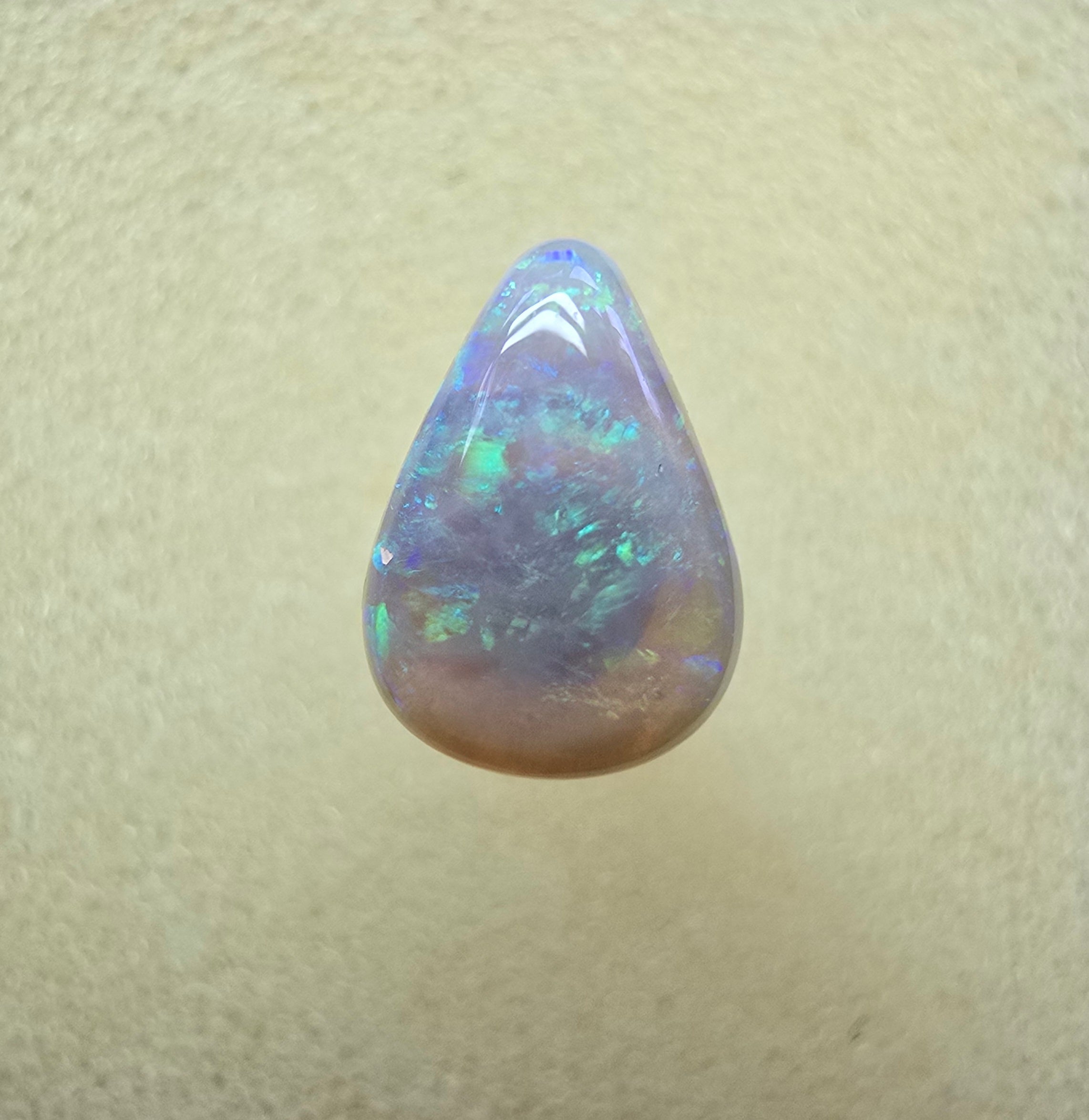 A801 - Green flash drop cut.