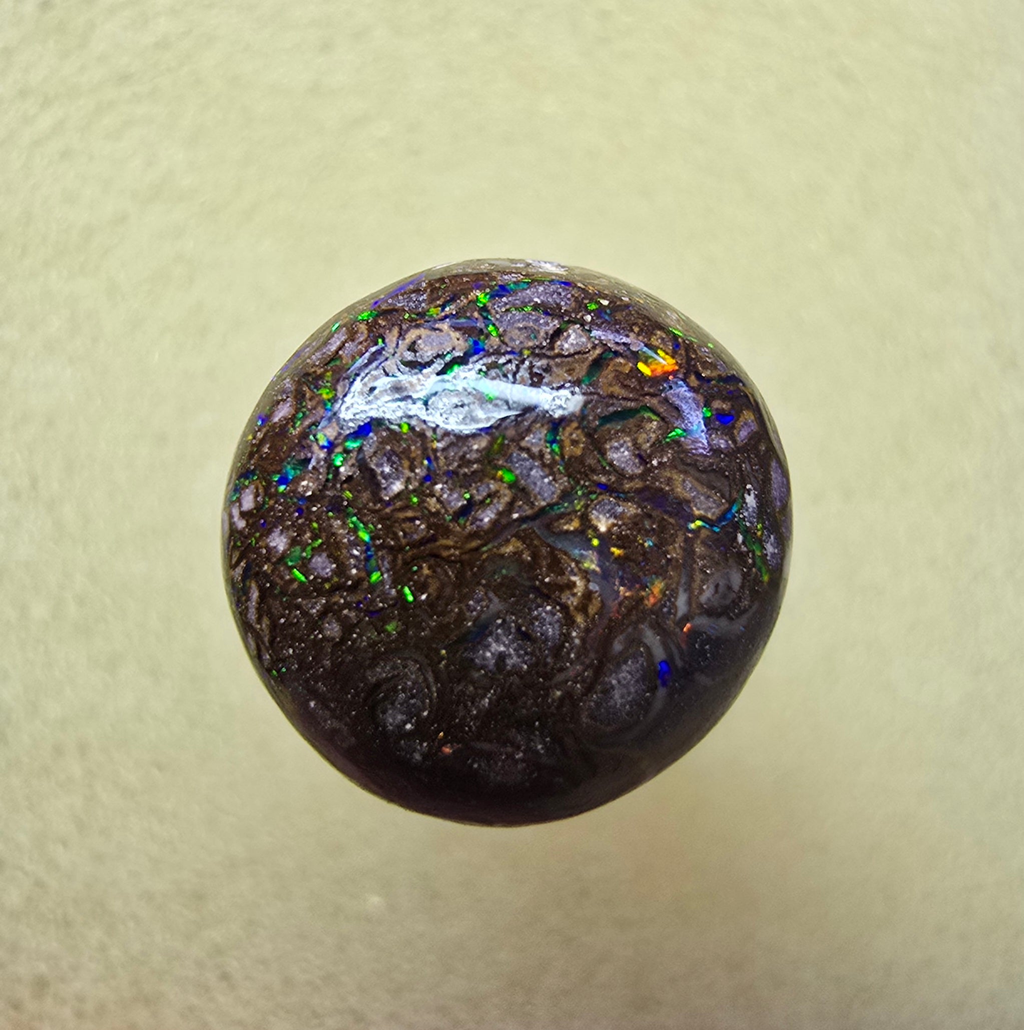 A802 - High domed boulder matrix