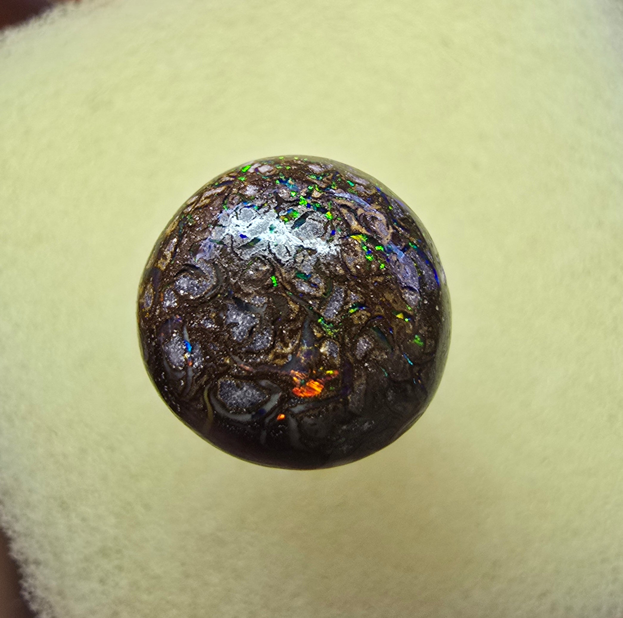 A802 - High domed boulder matrix