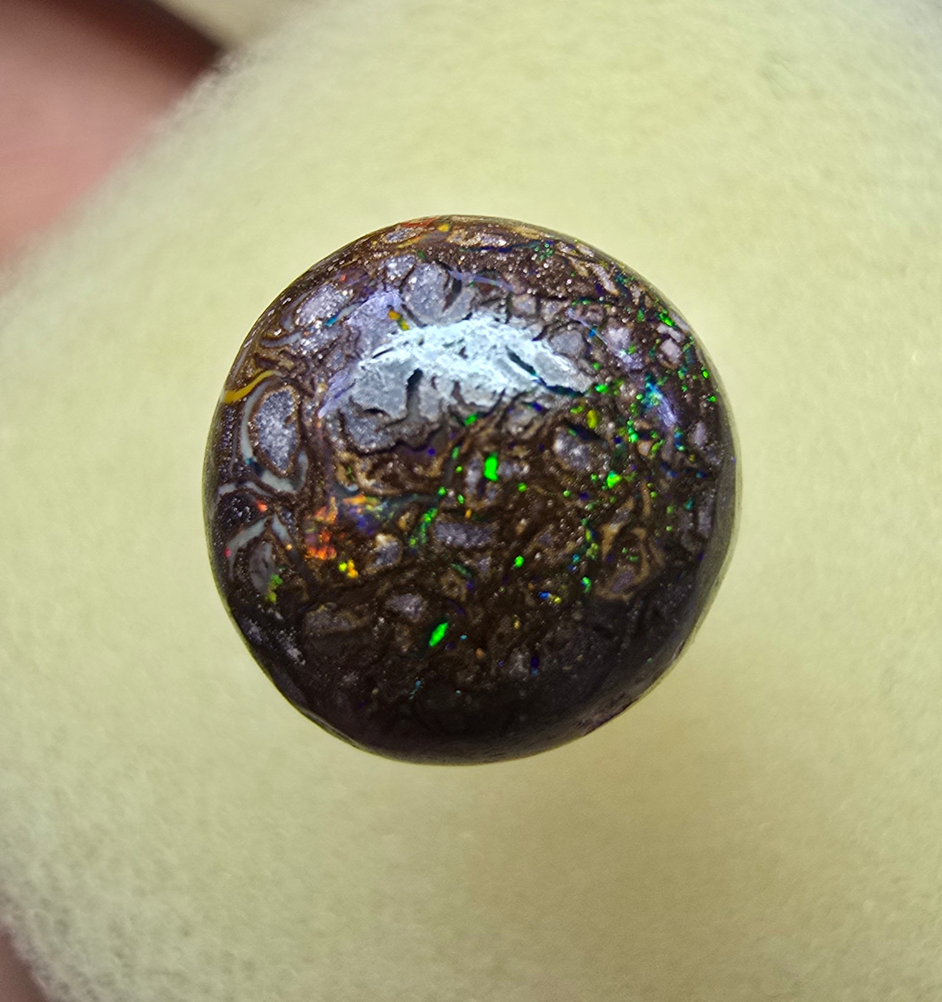 A802 - High domed boulder matrix