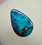 A819 - Drop cut blue green beauty