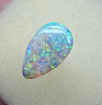 A823 - Glittering crop cut pipe opal