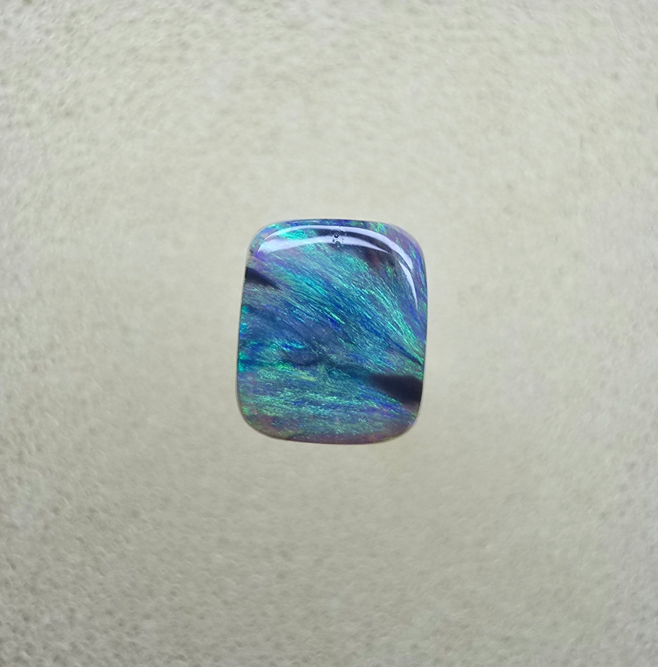 A831 - Cushion cut straw pattern