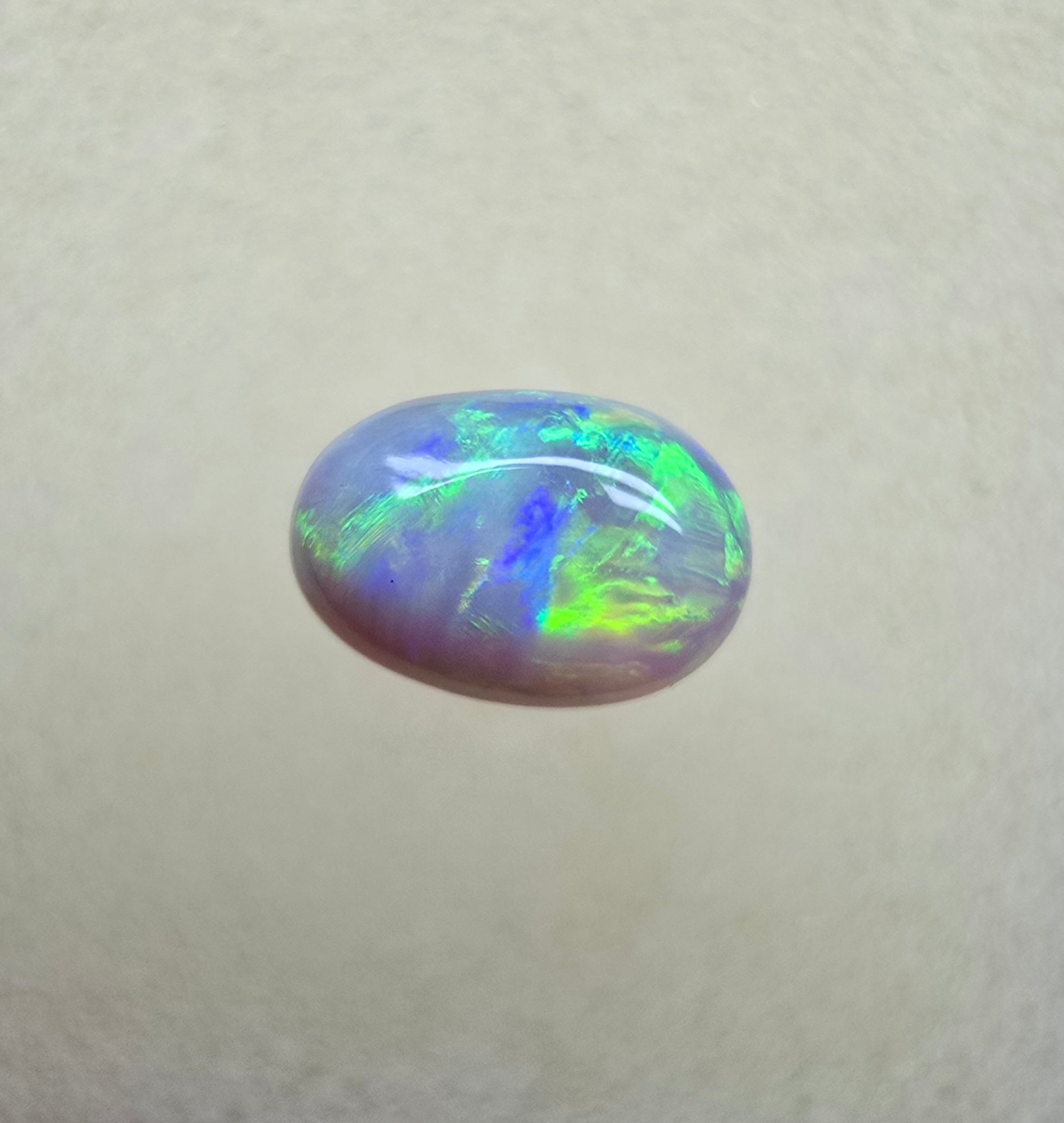 A834 - High dome crystal cab