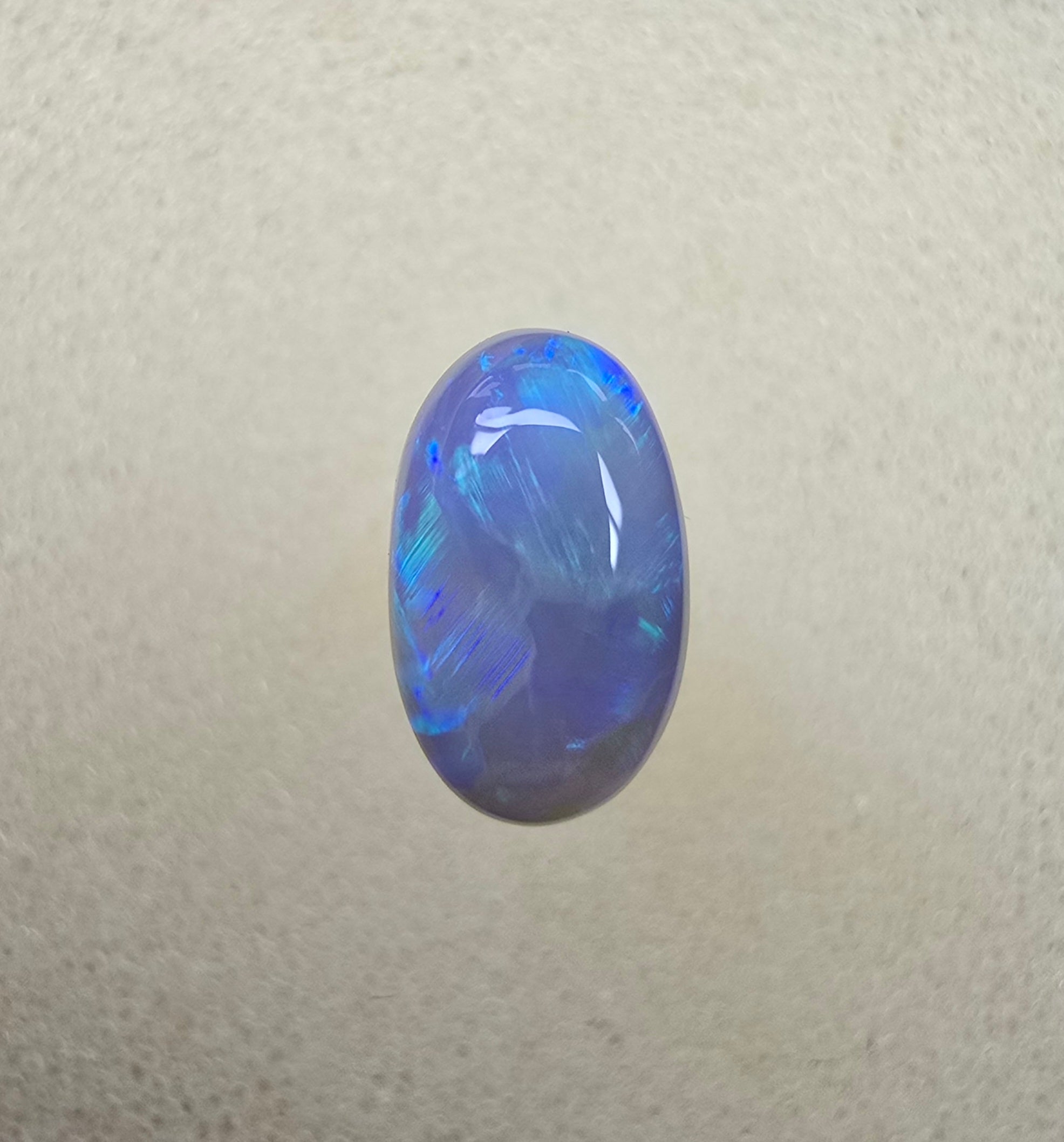 A849 - Lovely oval cut crystal opal
