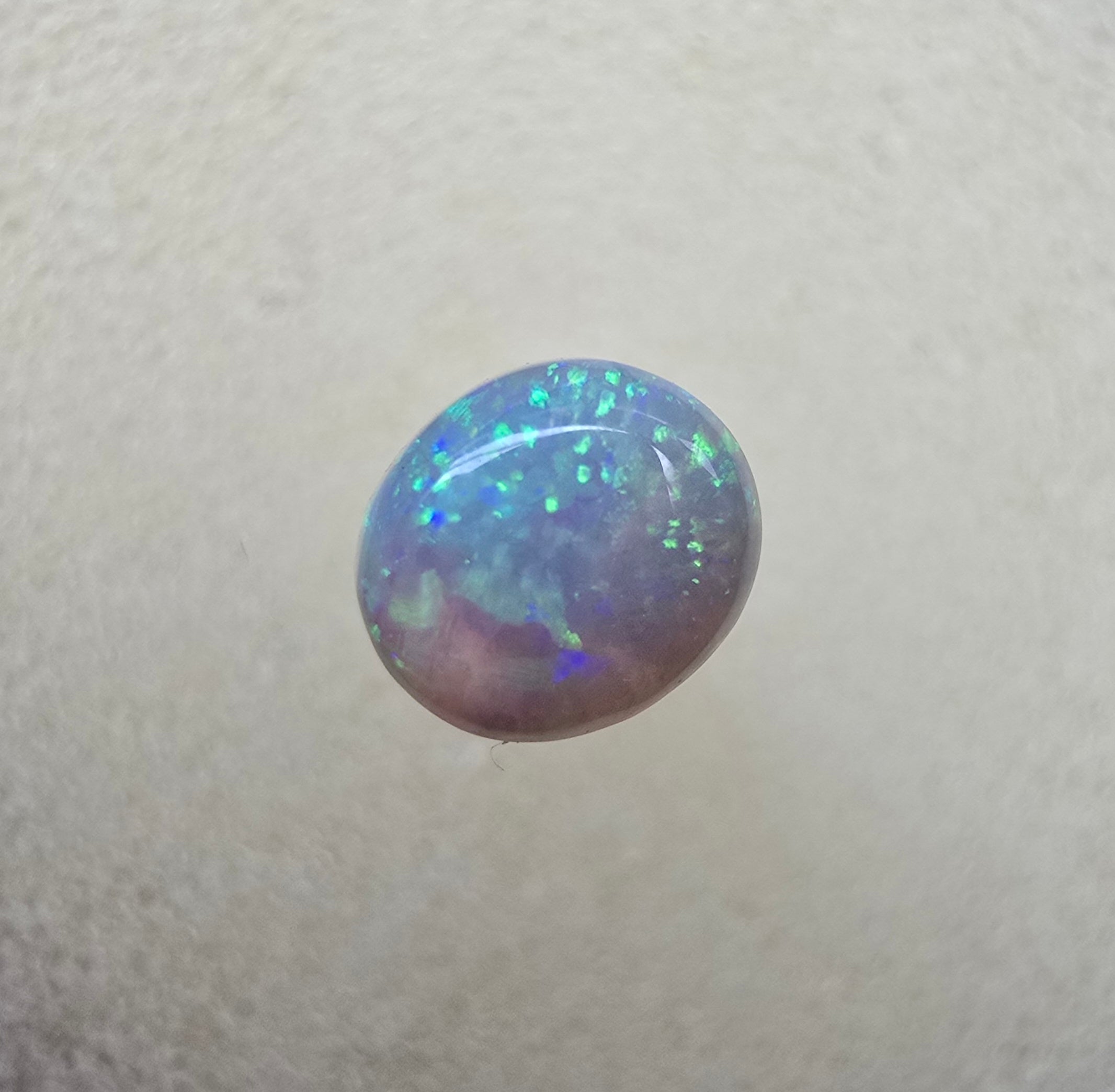 A851 - Dark crystal round cut dome