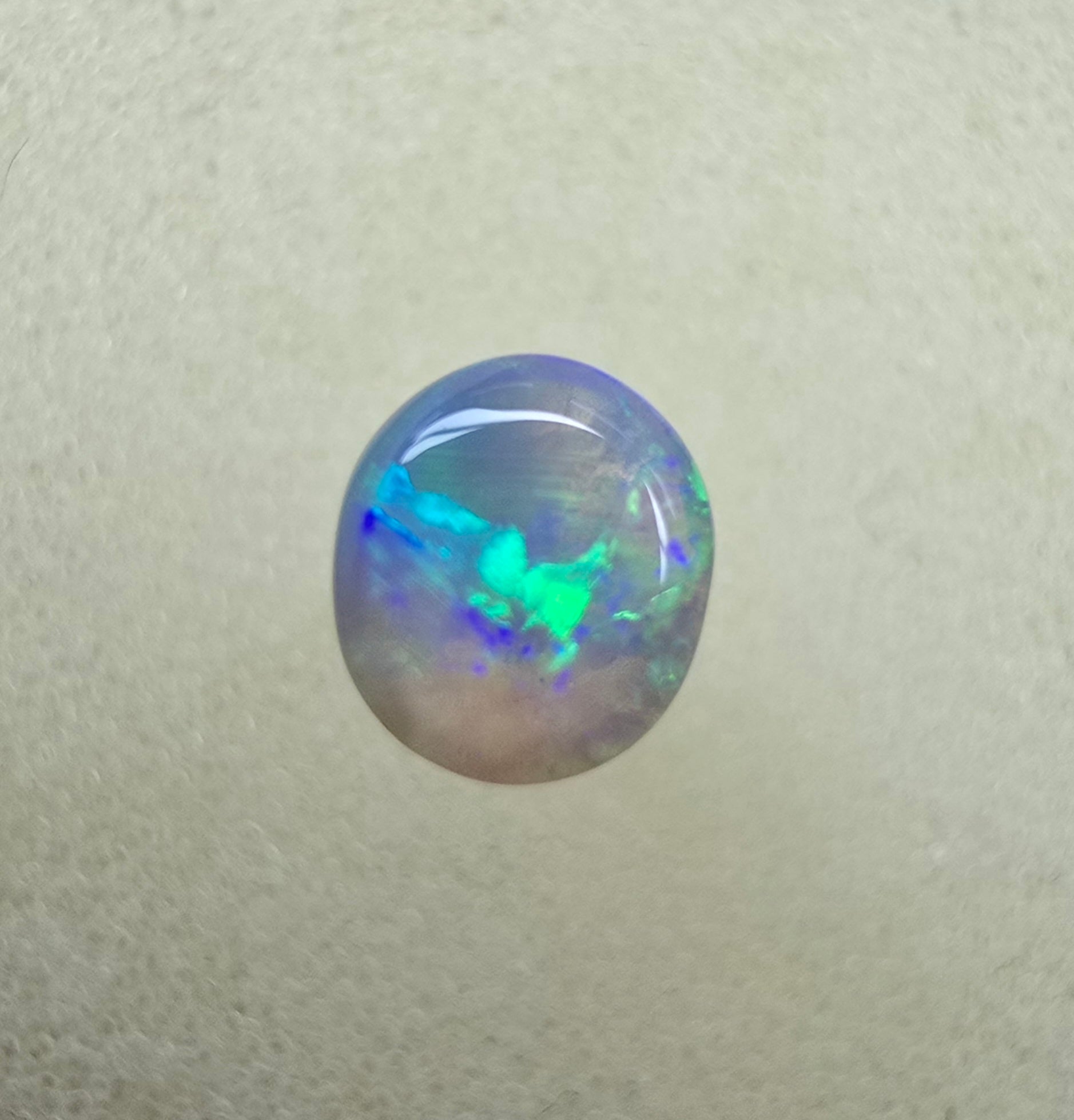 A852 - Bright green crystal flash