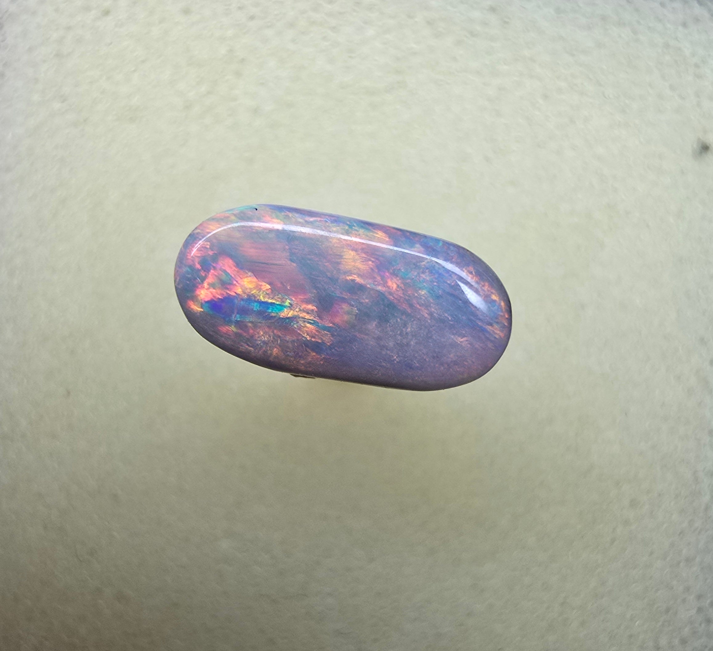 A859 - Pink and red dark opal
