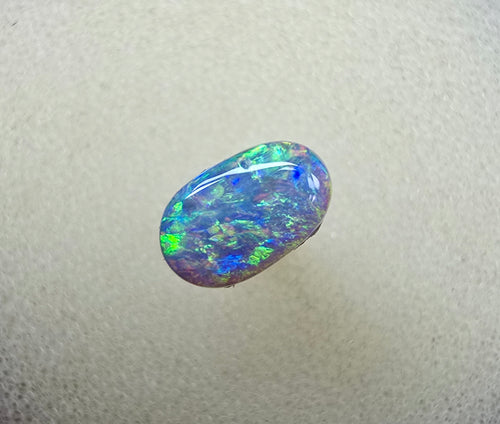 A863 - Stunning oval crystal opal