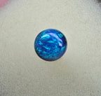 A865 - Round cut 3D blue on black