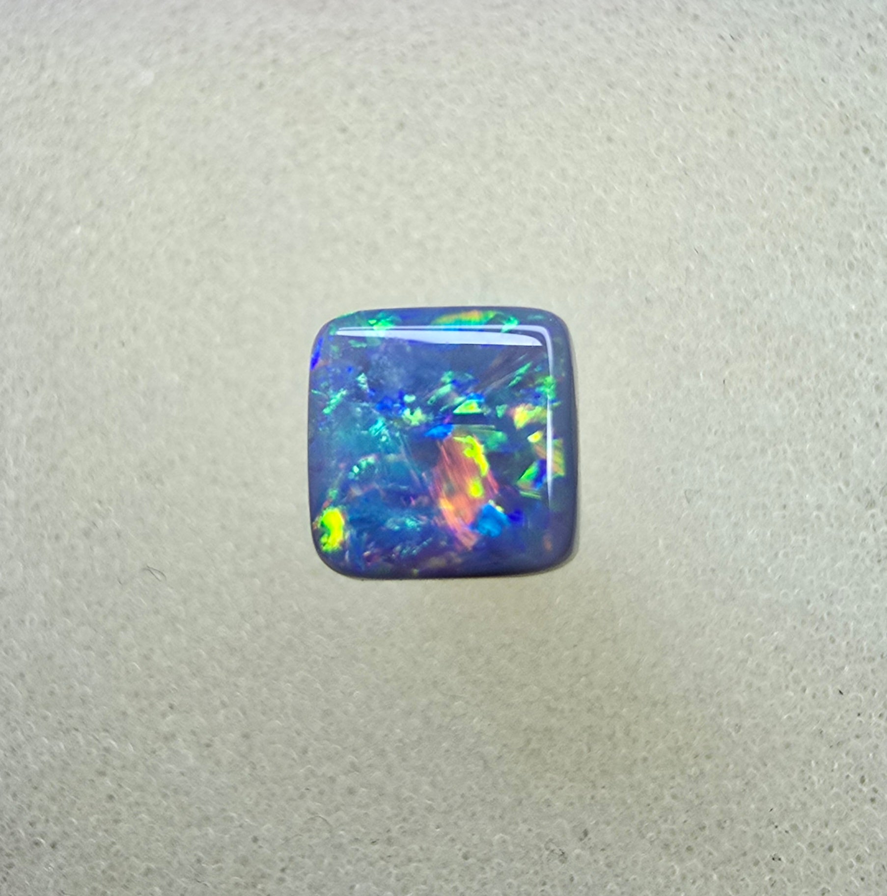 A866 - Bright cushion cut sparkle