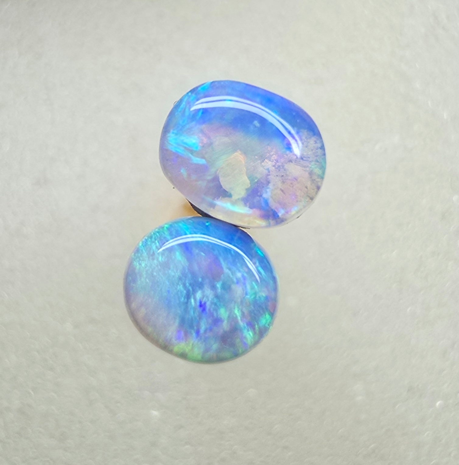 A867 - Crystal mismatch pair.