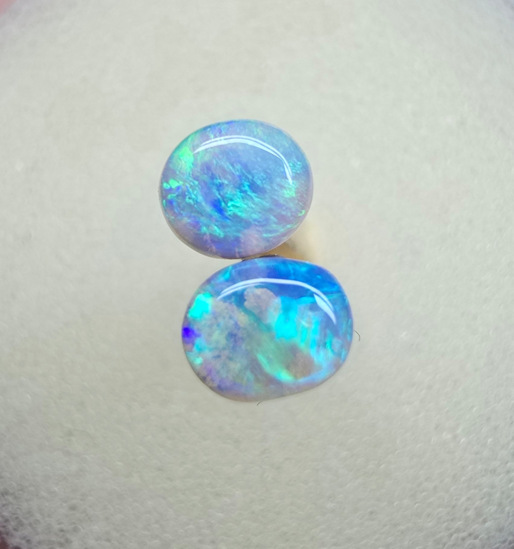 A867 - Crystal mismatch pair.