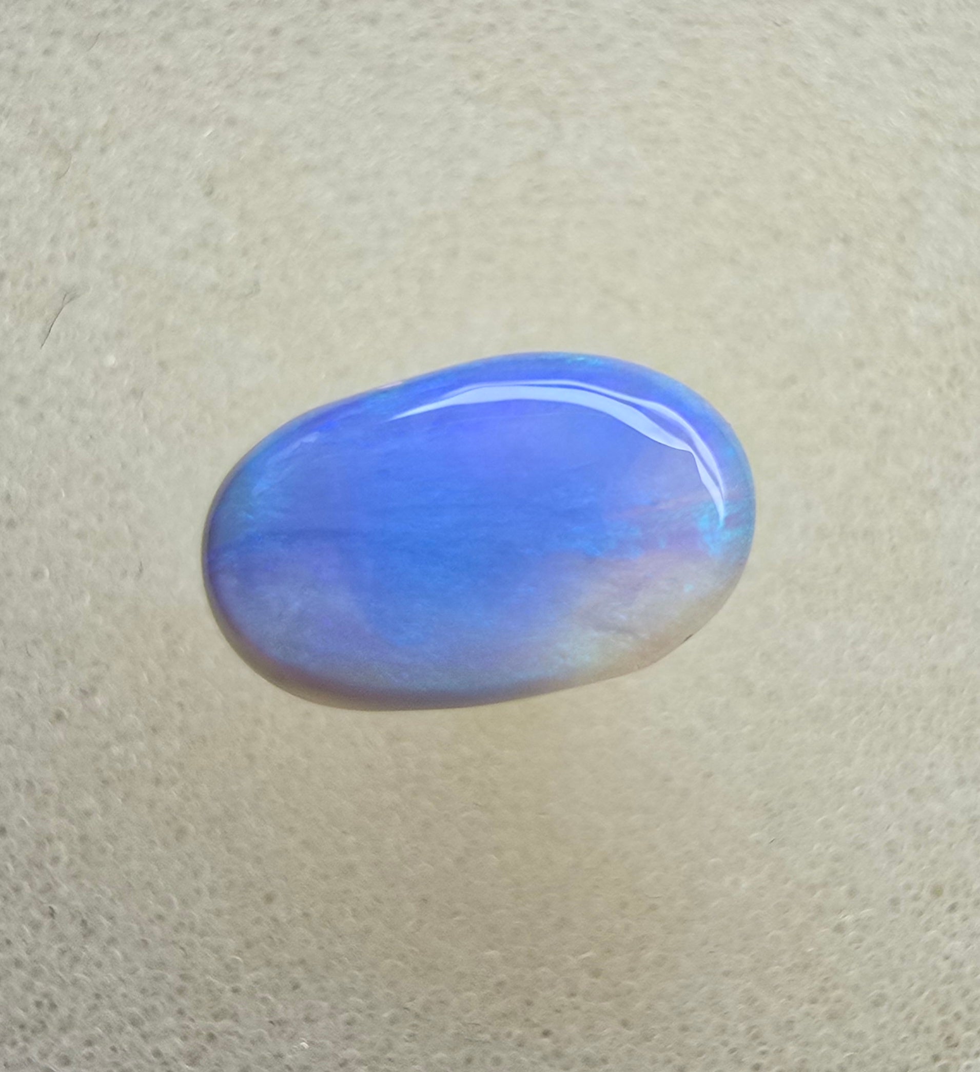A868 - Oval cut soft blue crystal