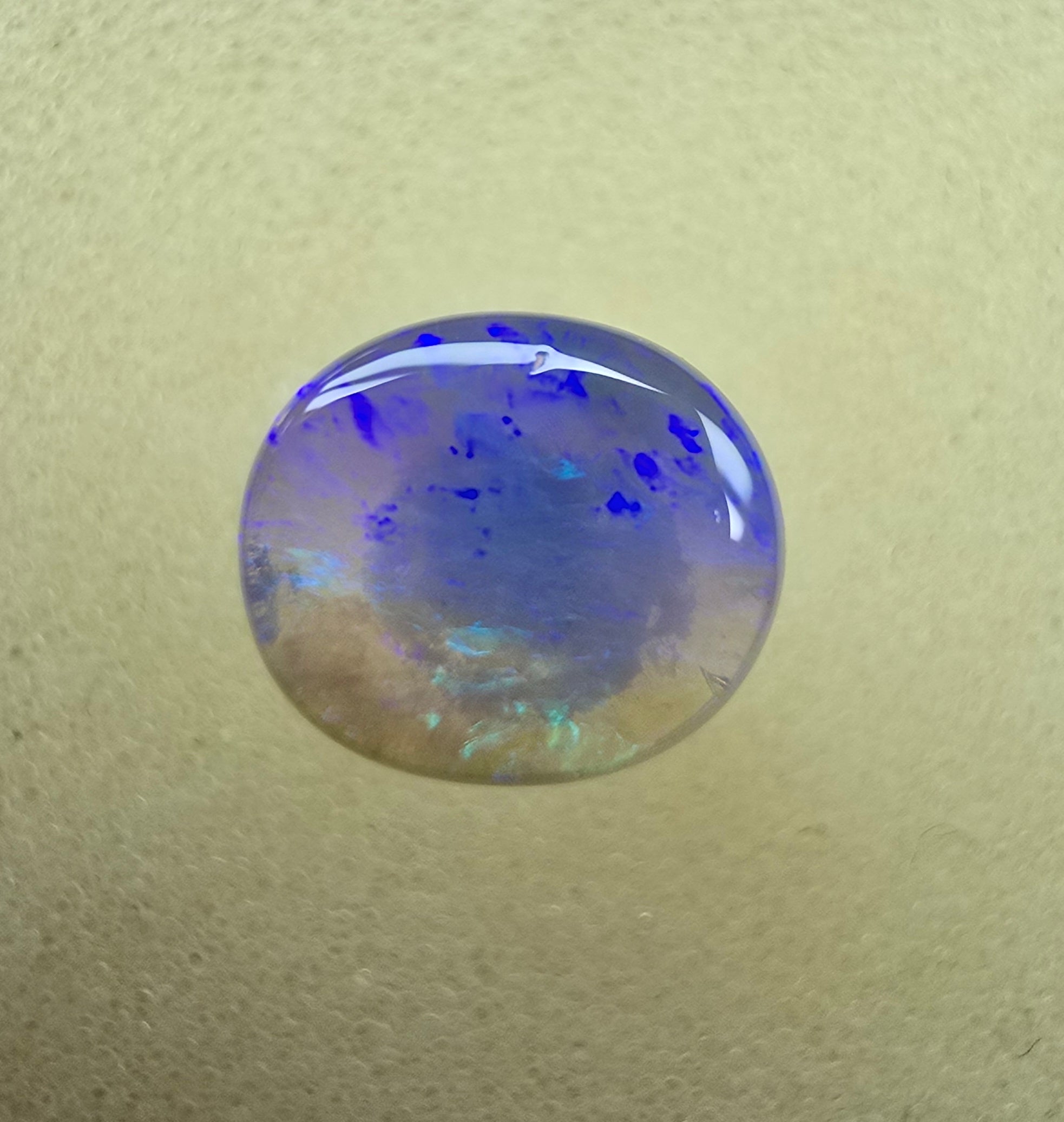 A870 - Broad face purple and blue crystal opal