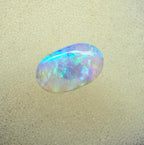A873 - Beautiful oval cabochon crystal opal