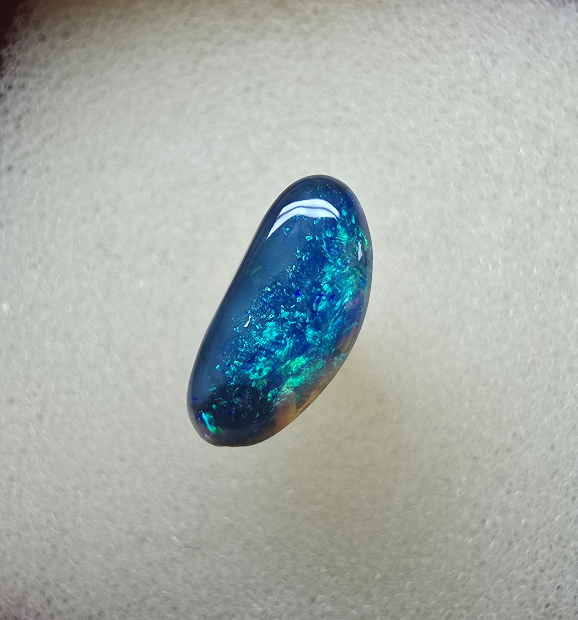 A887 - Freeform black opal