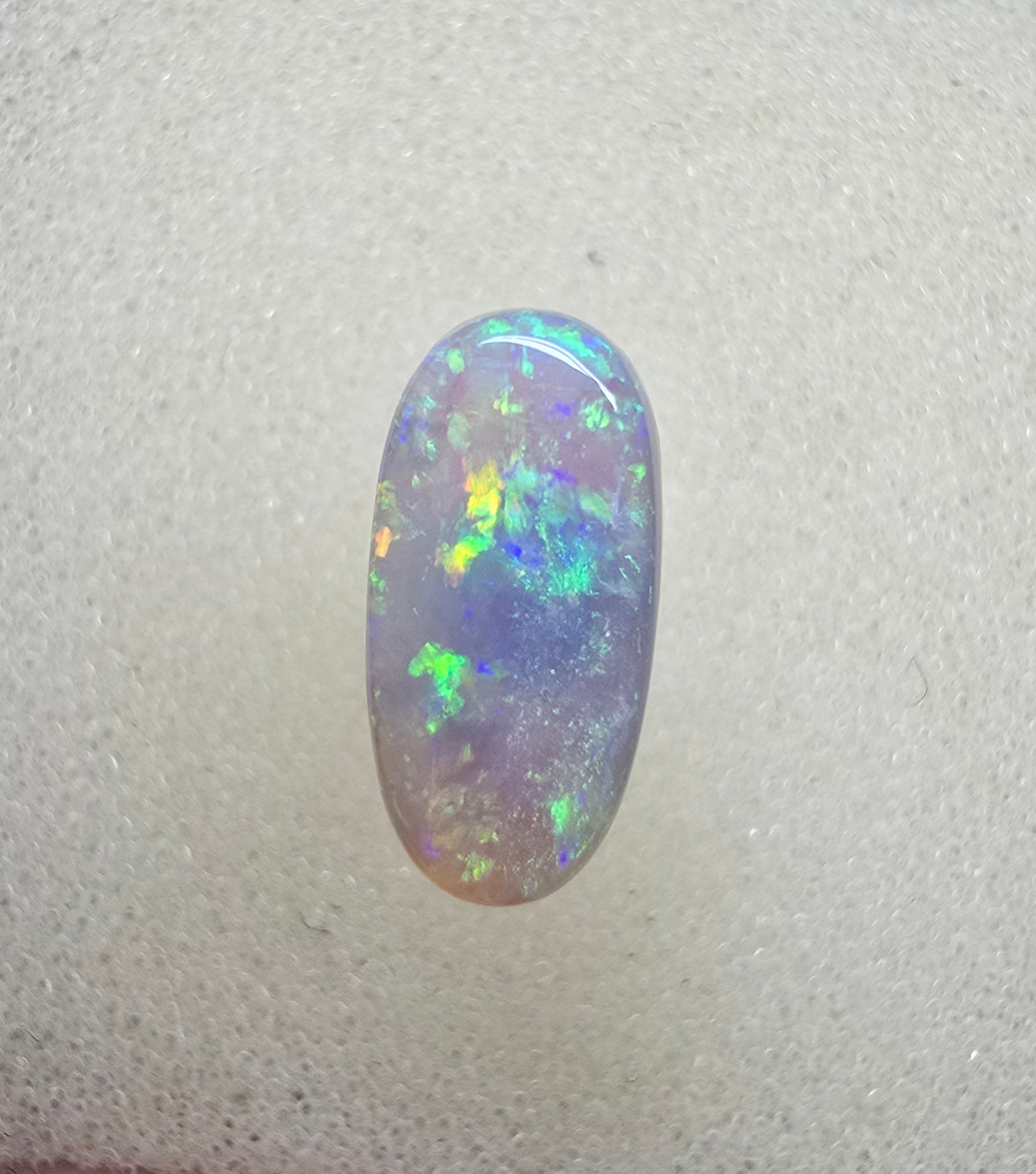 A892 - Dark glittery crystal opal