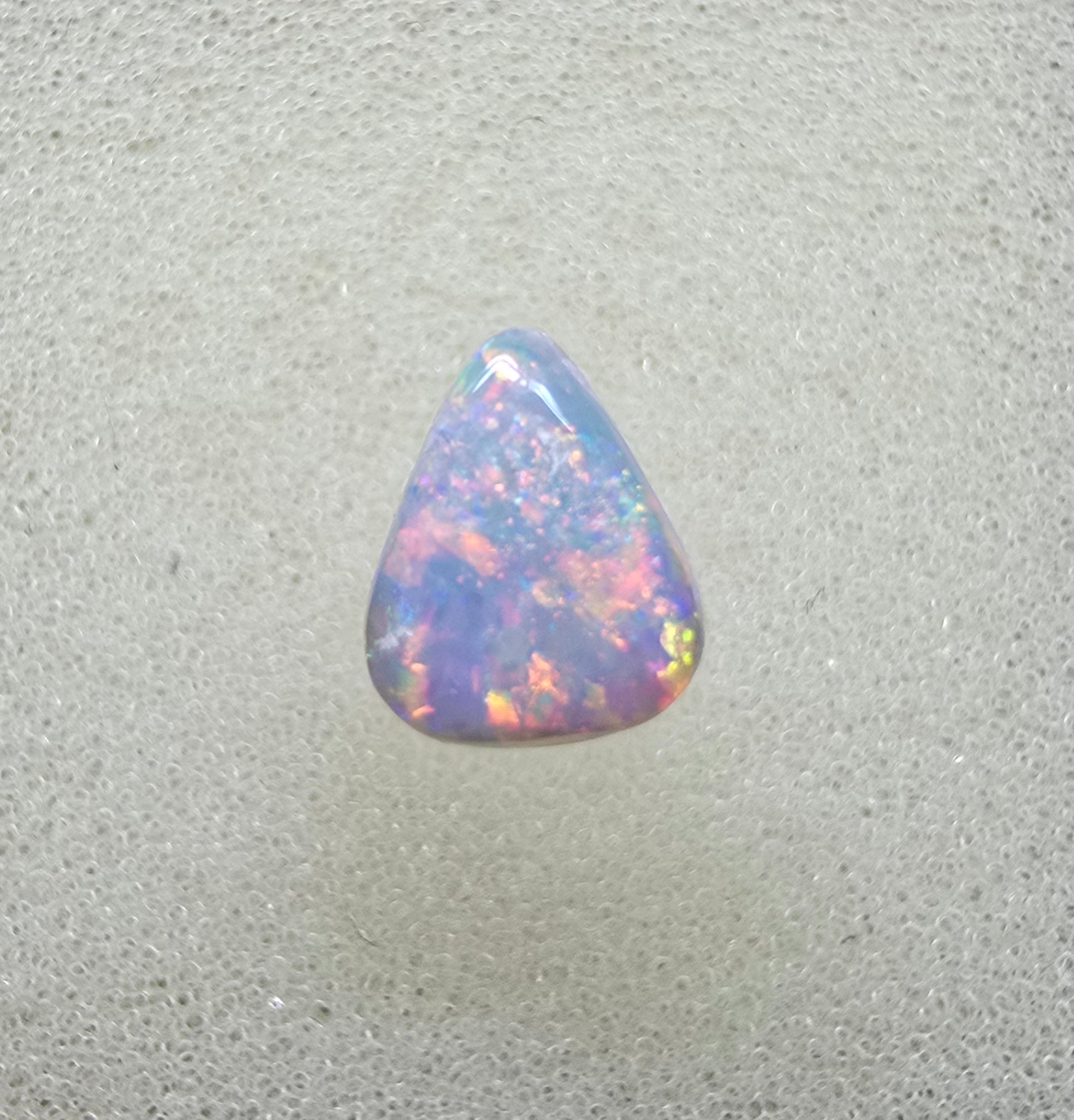A895 - Drop cut red fire beauty