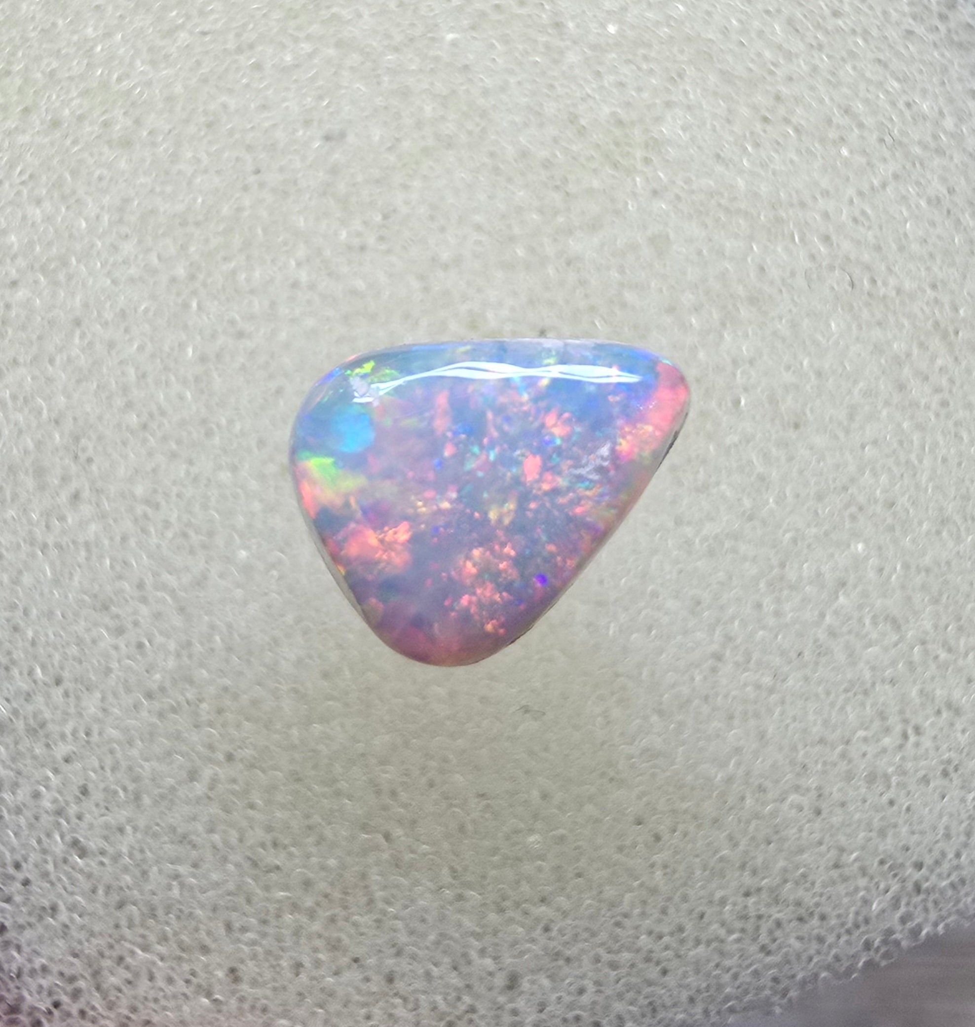 A895 - Drop cut red fire beauty