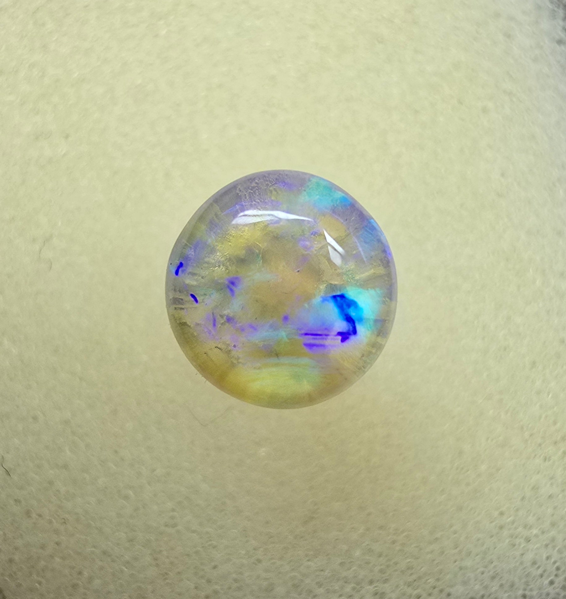 A900 - High dome gentle round cut