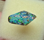 A916 - Diamond shaped rainbow glitter