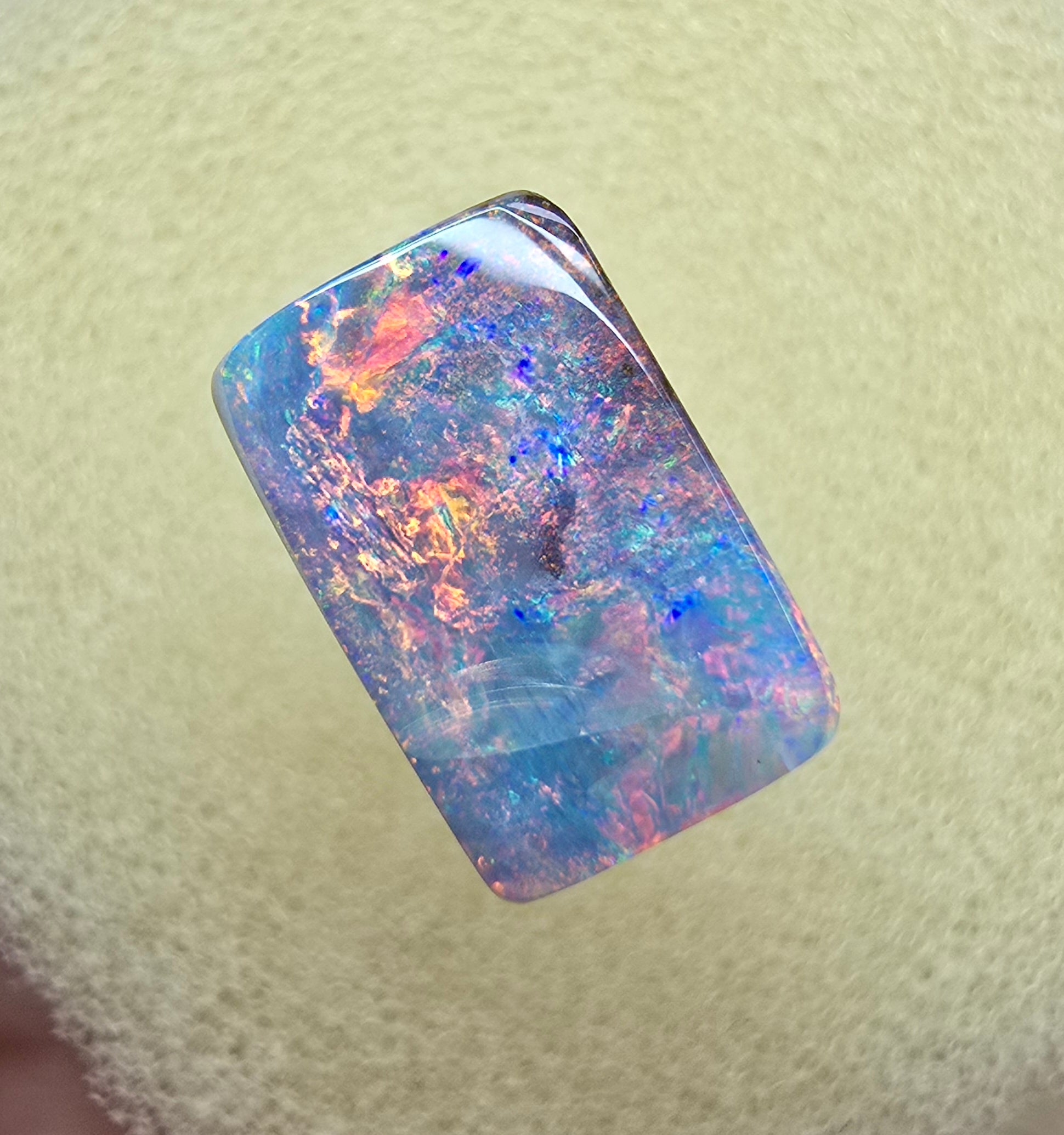 A917 - Stunning pink & blue cushion cut